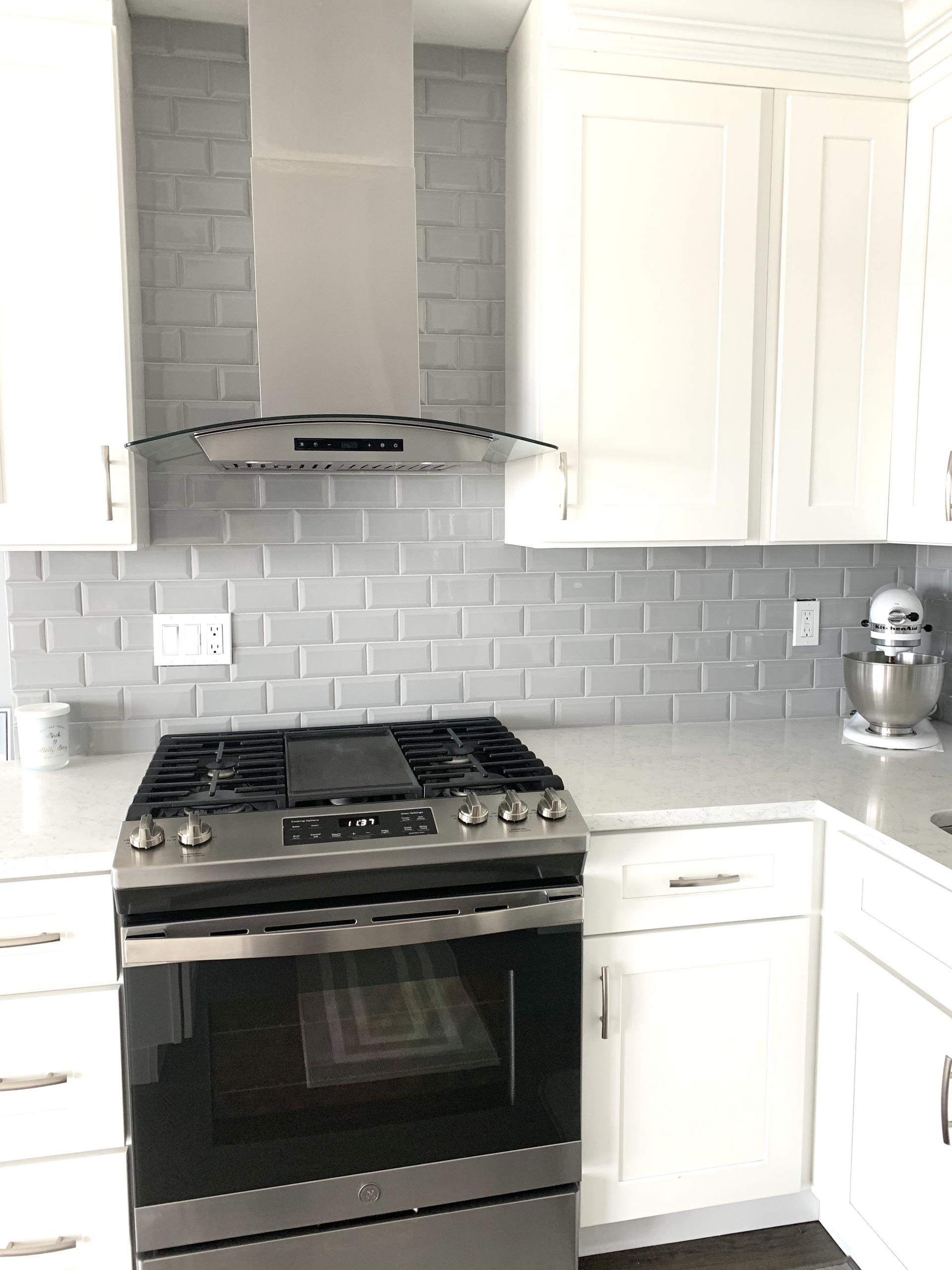 Vanessa worked with her customer Jeannie C. to create the classic, clean and modern take on traditional. Core grey 3x6 bevel subway installation. 